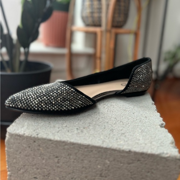 Mix No.6 “Fabiana” style black microsuede rhinestone flats, size 6 - Picture 4 of 9